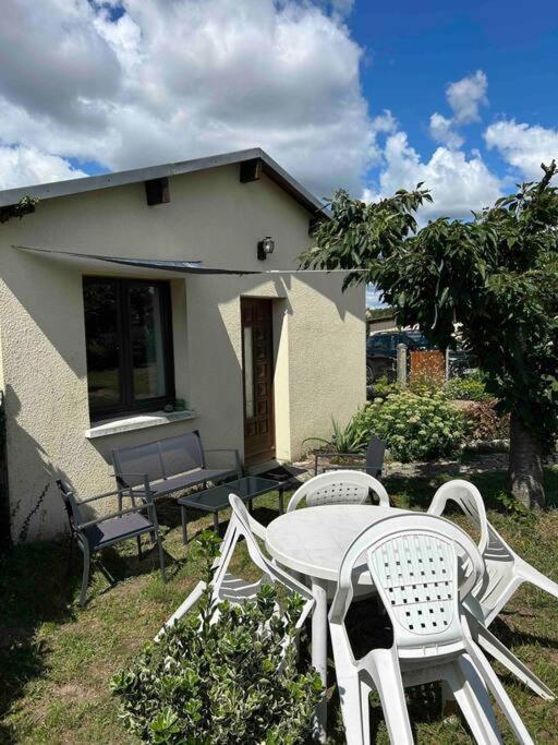 Studio Proche Beauval Et Chateaux De La Loire Francueil Luaran gambar